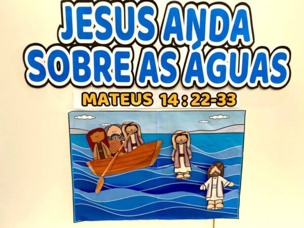 Jesus anda sobre as águas 🛶 - Image 7